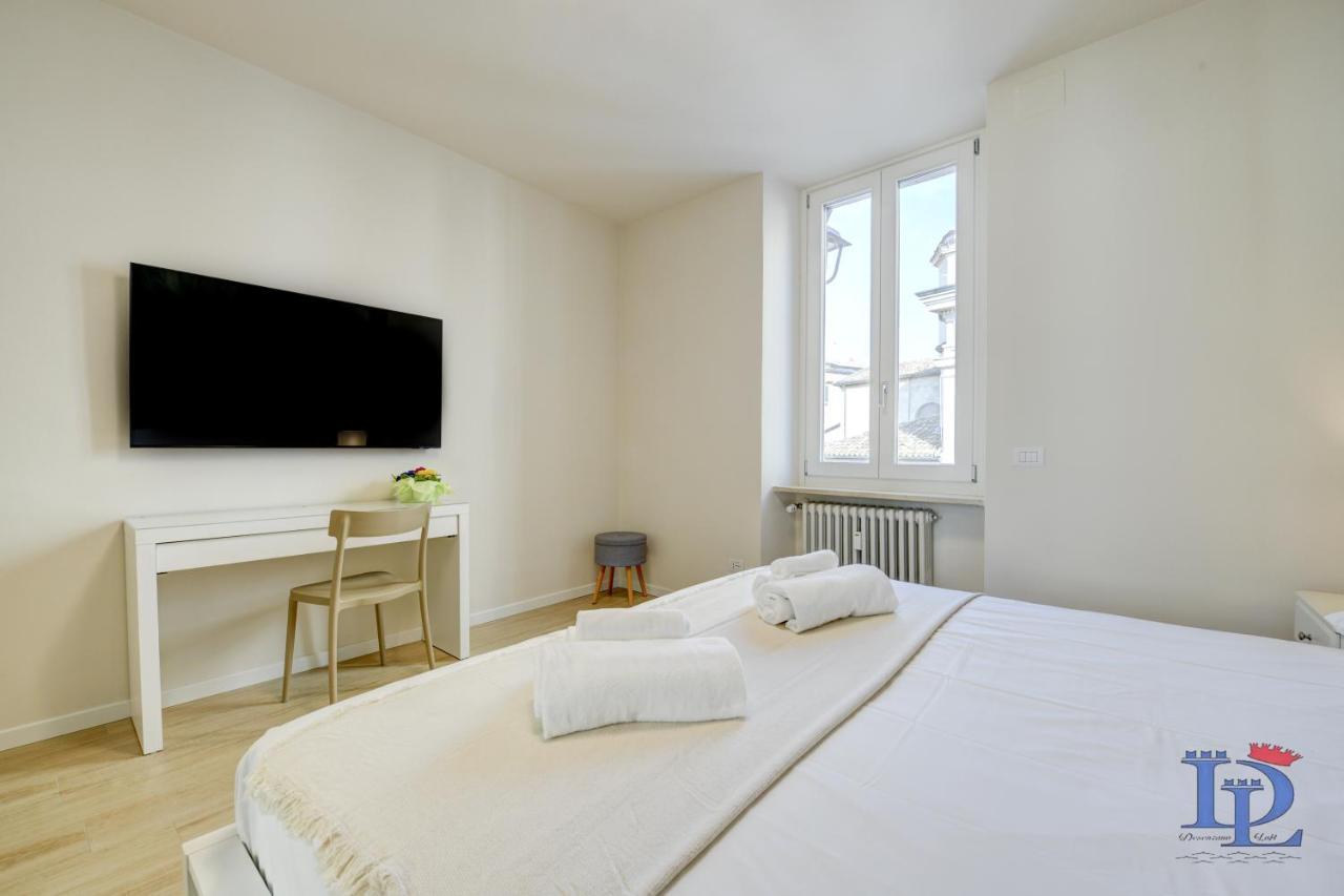 Desenzanoloft Official Partner Marriott Homes & Villas - Apa Dom Downtown Family Apartment Desenzano del Garda Eksteriør billede