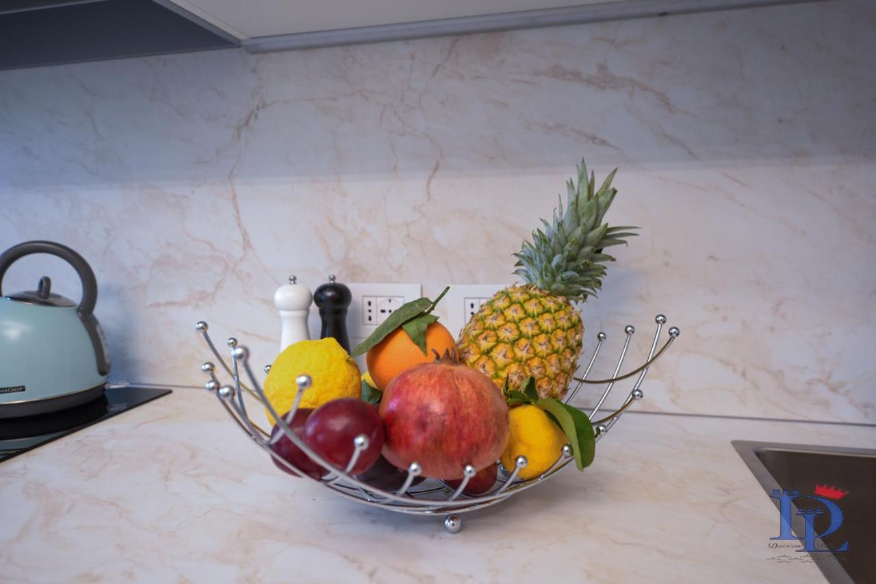 Desenzanoloft Official Partner Marriott Homes & Villas - Apa Dom Downtown Family Apartment Desenzano del Garda Eksteriør billede