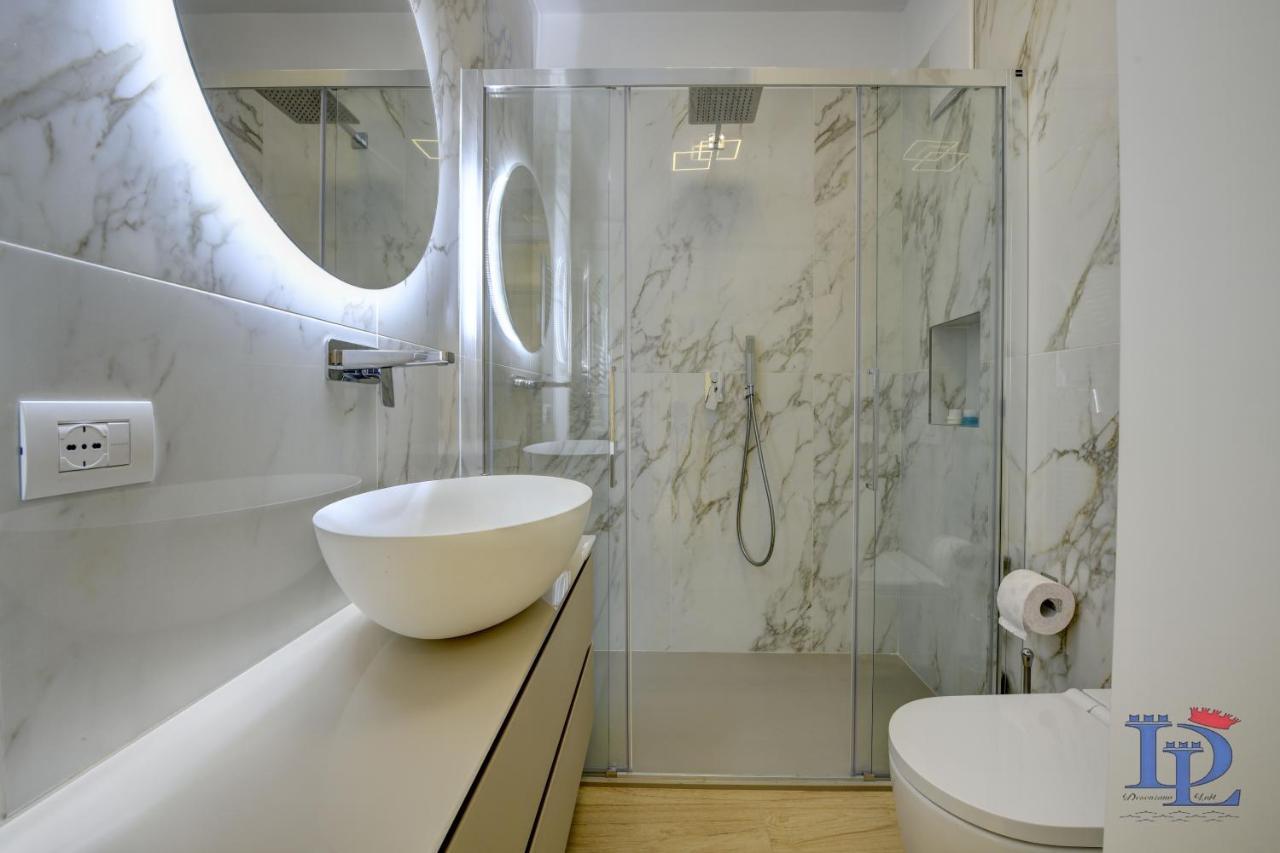 Desenzanoloft Official Partner Marriott Homes & Villas - Apa Dom Downtown Family Apartment Desenzano del Garda Eksteriør billede